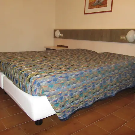 アパートホテル Arca 4*