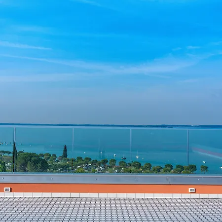 Arca アパートホテル バルドリーノ