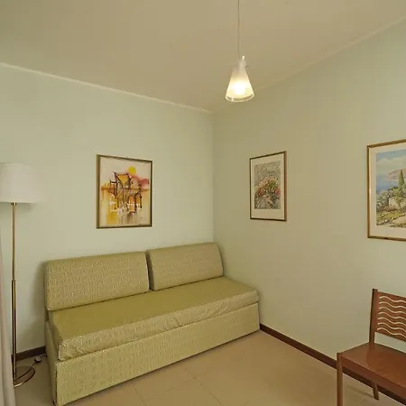 Arca Aparthotel 2*